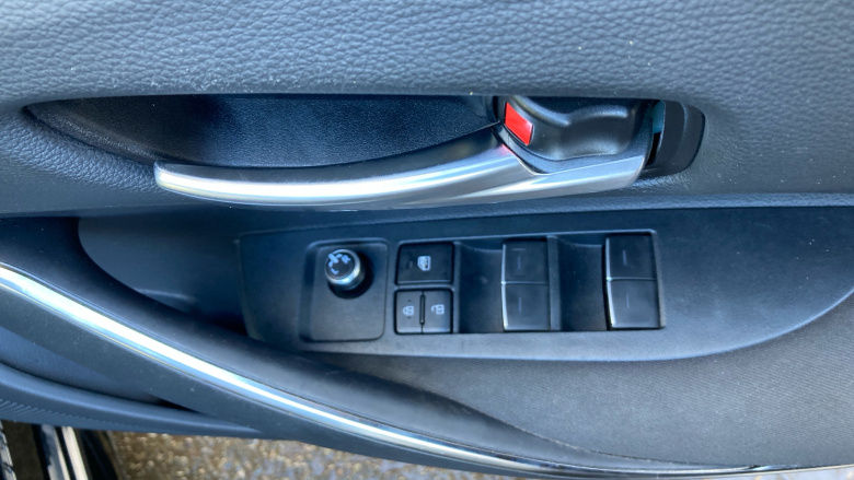 Toyota Corolla 1.8 VVT-i Hybrid Icon 5dr CVT Hybrid Hatchback